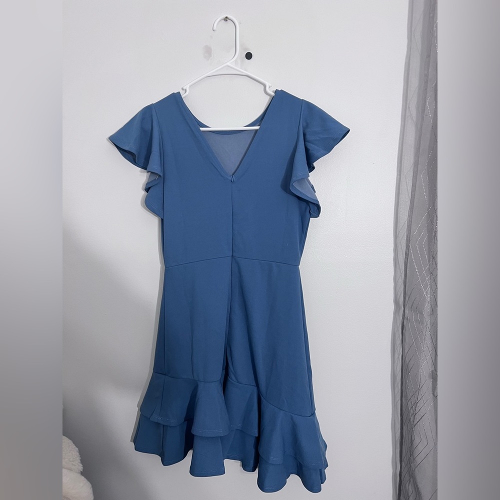 Ruffle dress size small